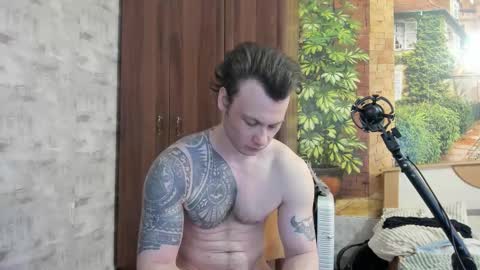 Eric online show from November 18, 1:22 am