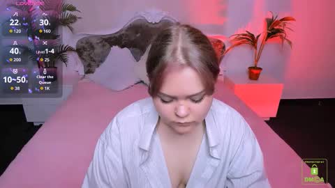 Snapshot of erica_love_ chatting on October 2, 6:20 am erica_love_ online show from October 2, 6:20 am
