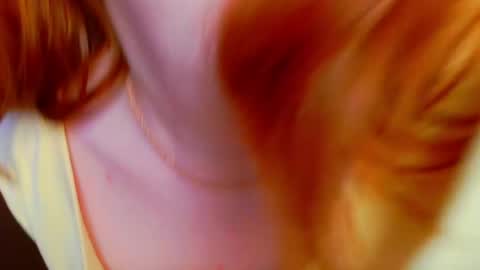 Snapshot of erica_nelson chatting on May 4, 12:50 am Erica 3 online show from May 4, 12:50 am