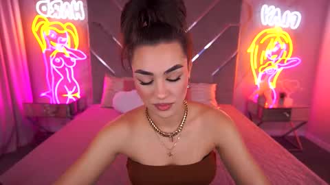 Snapshot of ericasin chatting on December 3, 2:04 pm Erica online show from December 3, 2:04 pm