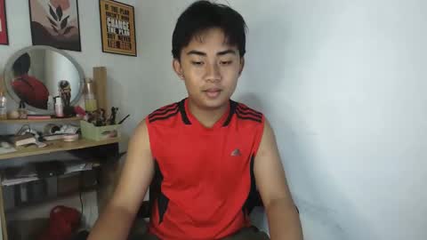 Snapshot of erick_cummer30 chatting on May 17, 9:06 am erick_cummer30 online show from May 17, 9:06 am