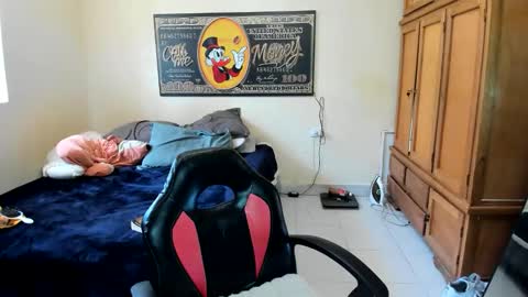 Snapshot of erick_de_rossee chatting on May 14, 6:37 pm erick_de_rossee online show from May 14, 6:37 pm
