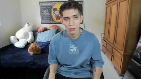Snapshot of erick_de_rossee chatting on May 19, 8:37 pm erick_de_rossee online show from May 19, 8:37 pm