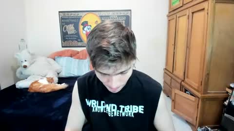 Snapshot of erick_de_rossee chatting on June 19, 6:45 pm erick_de_rossee online show from June 19, 6:45 pm