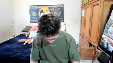 erick_de_rossee online show from July 17, 8:03 pm