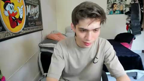 erick_de_rossee online show from July 31, 5:34 pm