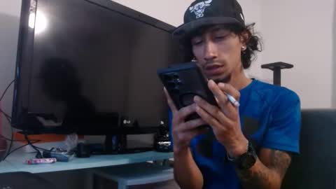 erick online show from October 23, 4:12 am