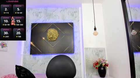   online show from January 17, 9:39 am