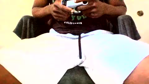 Snapshot of ericswainn chatting on August 1, 8:30 pm EricSwainn online show from August 1, 8:30 pm