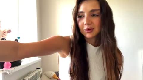 Snapshot of ericwiuff chatting on July 1, 10:28 am Vanessa online show from July 1, 10:28 am