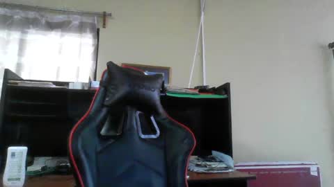 Snapshot of erik1781 chatting on June 22, 9:34 pm erik1781 online show from June 22, 9:34 pm