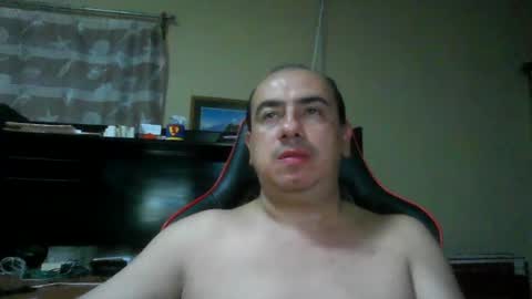 Snapshot of erik1781 chatting on July 25, 5:27 am erik1781 online show from July 25, 5:27 am