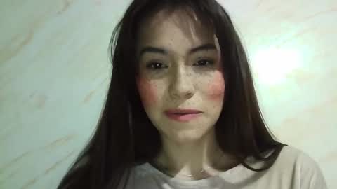 Snapshot of erika_depp chatting on February 13, 3:52 pm Erika online show from February 13, 3:52 pm