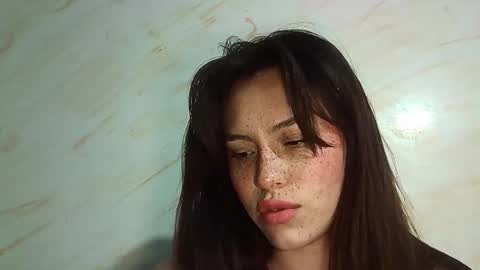 Snapshot of erika_depp chatting on March 14, 5:35 am Erika online show from March 14, 5:35 am