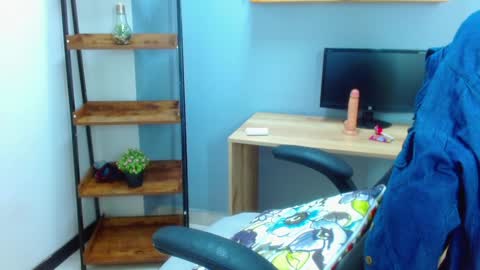 Snapshot of erika_stevens chatting on December 28, 9:30 pm E R I K A - SAGITARIO..... online show from December 28, 9:30 pm