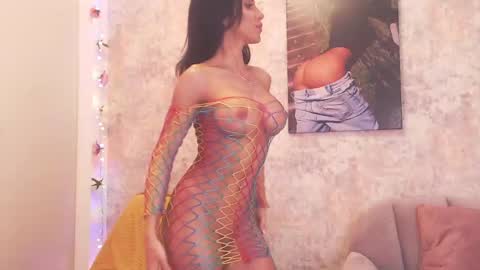 Snapshot of erikabeee1 chatting on March 8, 7:27 am Erikabeee online show from March 8, 7:27 am