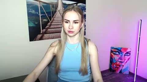 Snapshot of erikagavin chatting on May 6, 11:59 am Erika online show from May 6, 11:59 am
