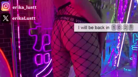 Snapshot of erikalustx chatting on February 20, 6:19 am Erika online show from February 20, 6:19 am