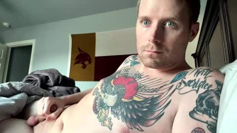 Snapshot of eriwat713 chatting on March 5, 1:50 pm eriwat713 online show from March 5, 1:50 pm