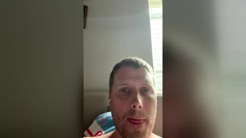 Snapshot of eriwat713 chatting on June 15, 9:17 pm eriwat713 online show from June 15, 9:17 pm