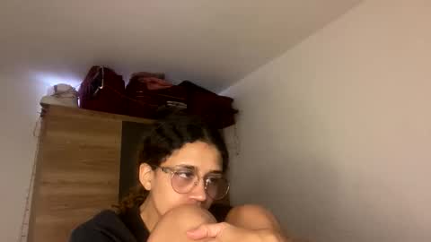 Snapshot of erixed chatting on May 28, 7:44 pm Gabs online show from May 28, 7:44 pm