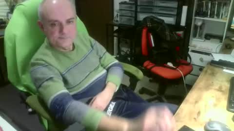 ernello online show from November 18, 9:19 pm