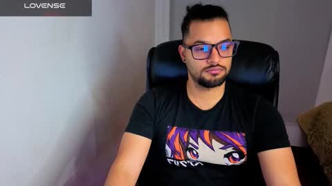 Snapshot of ernesto_rodriguez_82 chatting on February 12, 8:31 am ernesto rodriguez 82 online show from February 12, 8:31 am