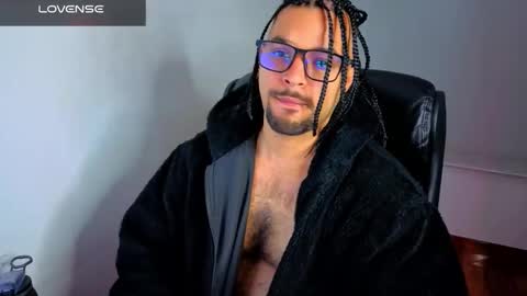 Snapshot of ernesto_rodriguez_82 chatting on March 21, 6:40 am ernesto rodriguez 82 online show from March 21, 6:40 am