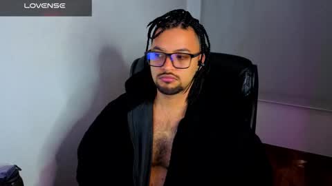 Snapshot of ernesto_rodriguez_82 chatting on March 21, 8:19 am ernesto rodriguez 82 online show from March 21, 8:19 am