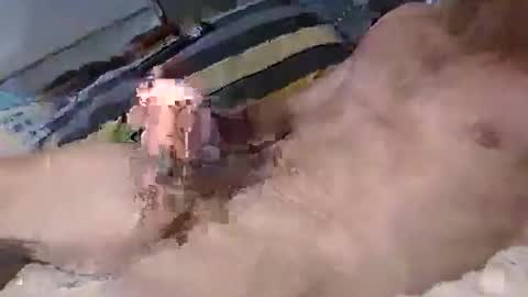 erniemac1 online show from March 20, 2:05 am