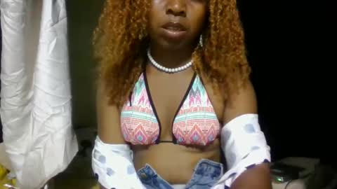 erolinee online show from September 9, 7:08 am