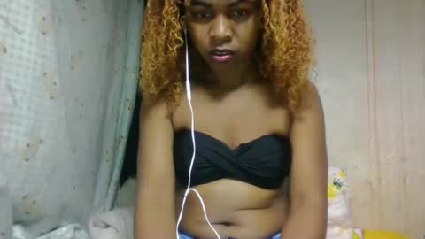 Snapshot of erolinee chatting on September 13, 2:33 am erolinee online show from September 13, 2:33 am