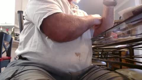 Snapshot of eros2121 chatting on October 2, 6:15 pm eros online show from October 2, 6:15 pm