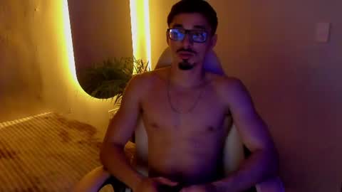eros_becker_ online show from June 23, 2:42 am