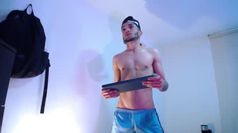 Eros online show from December 4, 4:38 pm