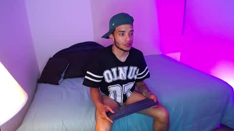 Eros online show from December 13, 9:46 am