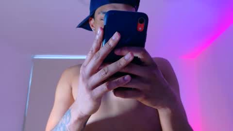 Eros online show from November 30, 8:35 pm