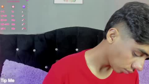 Snapshot of eros_lux1 chatting on May 14, 12:23 pm Eros Lux1 online show from May 14, 12:23 pm