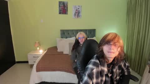 eros_nyx_ online show from January 17, 4:17 am