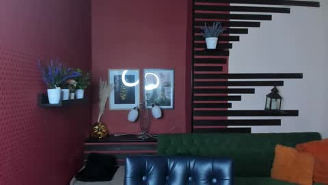 Hanzo online show from December 17, 12:00 pm