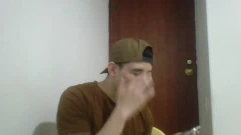 Snapshot of eross_santy chatting on June 17, 12:35 am Eross online show from June 17, 12:35 am