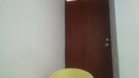 Snapshot of eross_santy chatting on June 17, 3:46 pm Eross online show from June 17, 3:46 pm