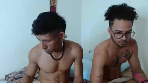 Snapshot of erotic_city_boyz69 chatting on February 18, 10:25 pm WILL online show from February 18, 10:25 pm