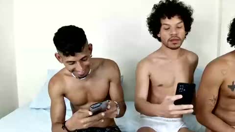 Snapshot of erotic_city_boyz69 chatting on February 27, 9:25 pm WILL online show from February 27, 9:25 pm