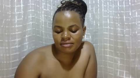 Snapshot of erotic_ebony56 chatting on June 12, 2:43 am erotic_ebony56 online show from June 12, 2:43 am