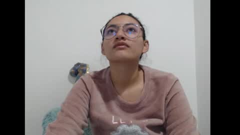 Snapshot of erotic_fusion_ chatting on January 19, 12:17 am erotic_fusion_ online show from January 19, 12:17 am