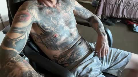 Snapshot of eroticcloseups chatting on May 21, 12:39 am Erotic CloseUps online show from May 21, 12:39 am
