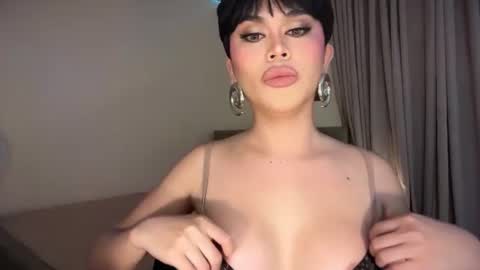 Snapshot of erotictsmonica chatting on July 14, 6:46 pm monica online show from July 14, 6:46 pm