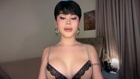 Snapshot of erotictsmonica chatting on July 21, 7:05 pm monica online show from July 21, 7:05 pm