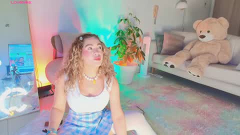 Snapshot of erotik_lady chatting on August 5, 3:42 am TINY online show from August 5, 3:42 am